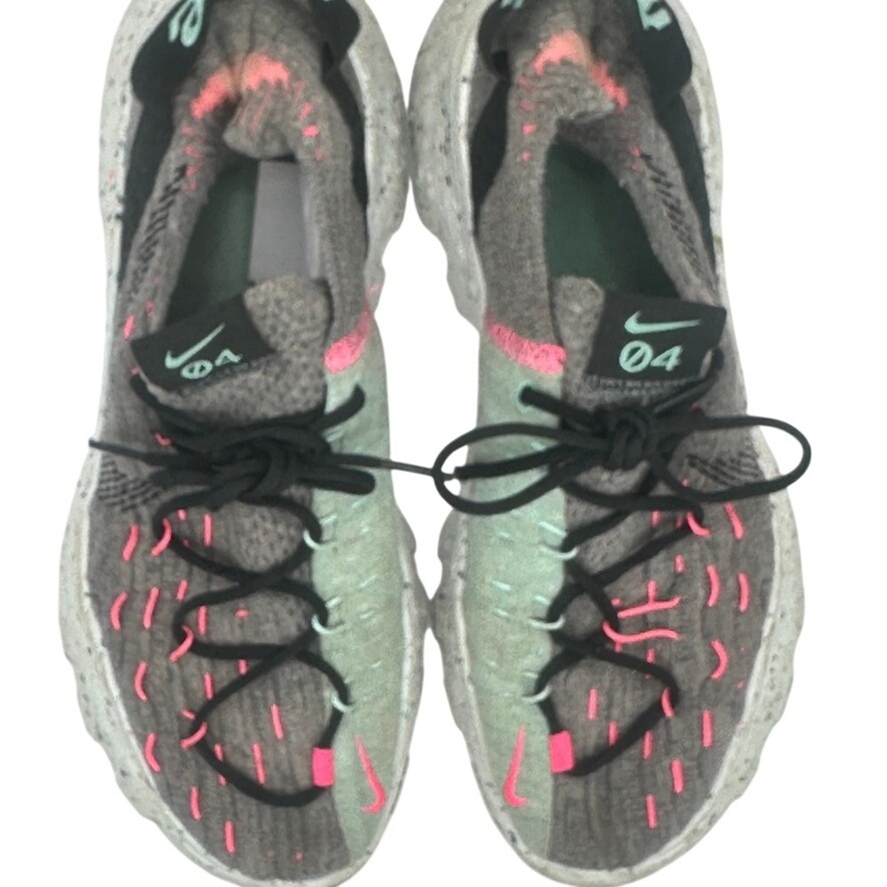 Nike Space Hippie 04 Sustainable Running Sneakers Gray‎ Pink Women's 8 - Picture 4 of 16